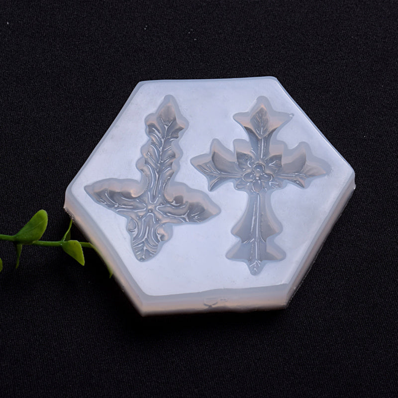 GOTHIC CROSS RESIN Mold, Silicone Mold for jewelry, candy making, Ice Resin, reusable, tol0757