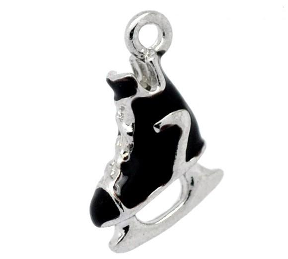 4 ICE SKATE Charms, Black and Silver Enamel Skate Charm Pendants che0068a