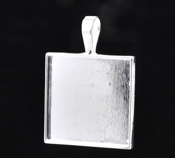 10 Bright Silver Plated Metal Pendant Tray, bezel tray, fits 1" square inside, 38mm x 27mm chs1599