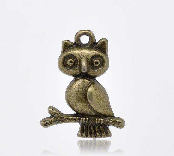 10 Bronze OWL Charm Pendants, chb0109