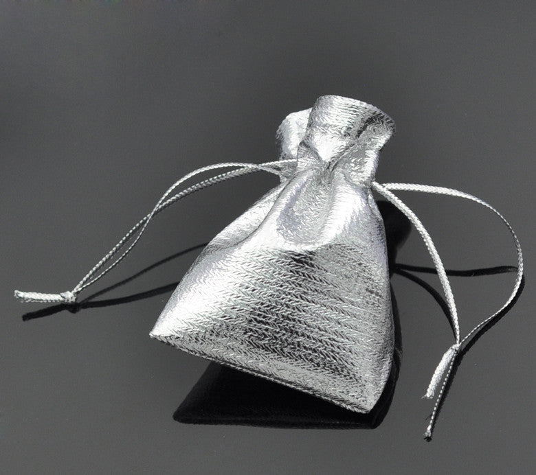 100 Silver Gift Bags, metallic silver with drawstring, usable space 4.2x4.5cm, 1-5/8" x 1-3/4" favor bags, bag0068