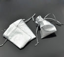 100 Silver Gift Bags, metallic silver with drawstring, usable space 4.2x4.5cm, 1-5/8" x 1-3/4" favor bags, bag0068