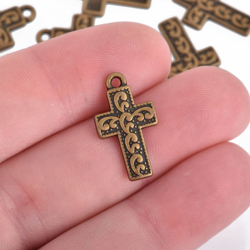 10 BRONZE CROSS Charms 21x12mm chs4485