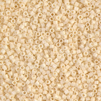 11/0 Delica Cream Pale Opaque Seed Beads, Miyuki 7.2g, DB732 bsd0973