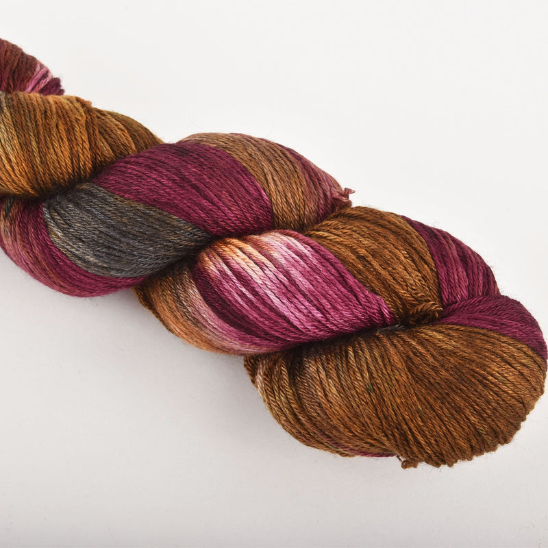 Hand Dyed Wool Yarn 50-50 Superwash Merino Silk, Arabian Show Horse, 100g, Yrn0001