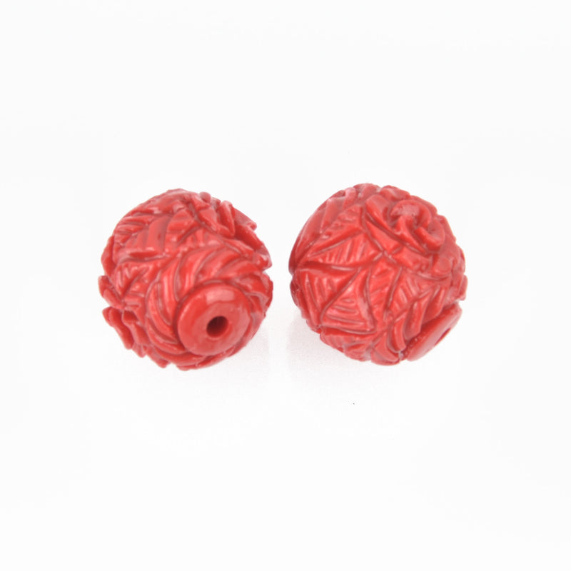 4 Carved Resin Flower Beads 15mm RED bac0191