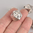 10 Silver Acrylic Beads, d20 RPG Dice, bac0420