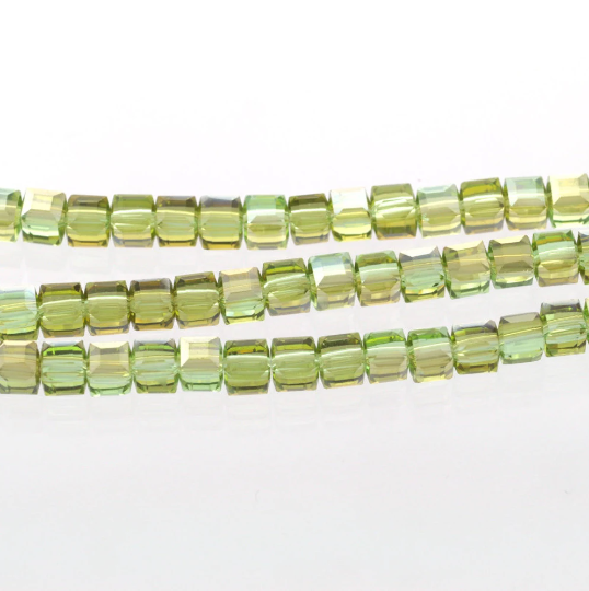 10 Faceted Crystal CUBE Beads, Precision Cut, PERIDOT GREEN, 6mm  bgl0610