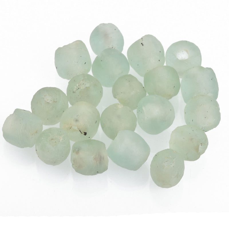 10mm Matte PALE GREEN Glass Beads Round x10 beads bgl1644