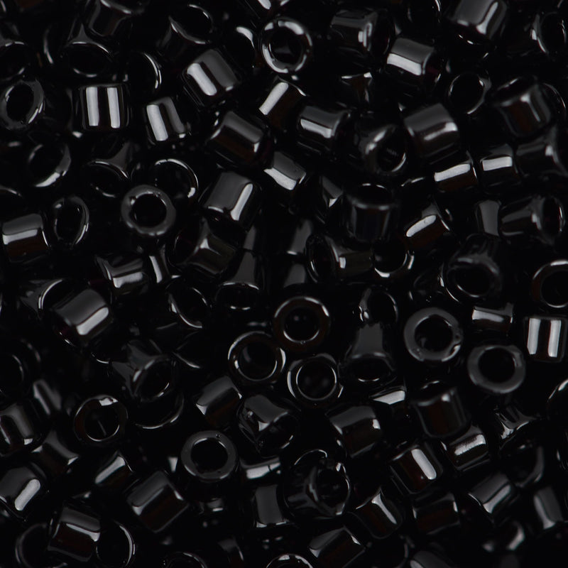 Size 11/0 Miyuki Delica Seed Beads, Black, 7.2 Grams, Color DB010, bsd0030a