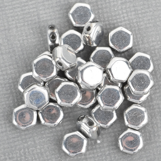 30 Honeycomb Beads, 6mm, CRYSTAL FULL LABRADOR, Silver Metallic Czech Glass Beads, bsd0092