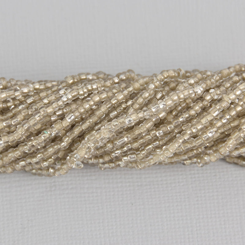 2.5mm Seed Beads, Clear, 18 strands, bsd0731