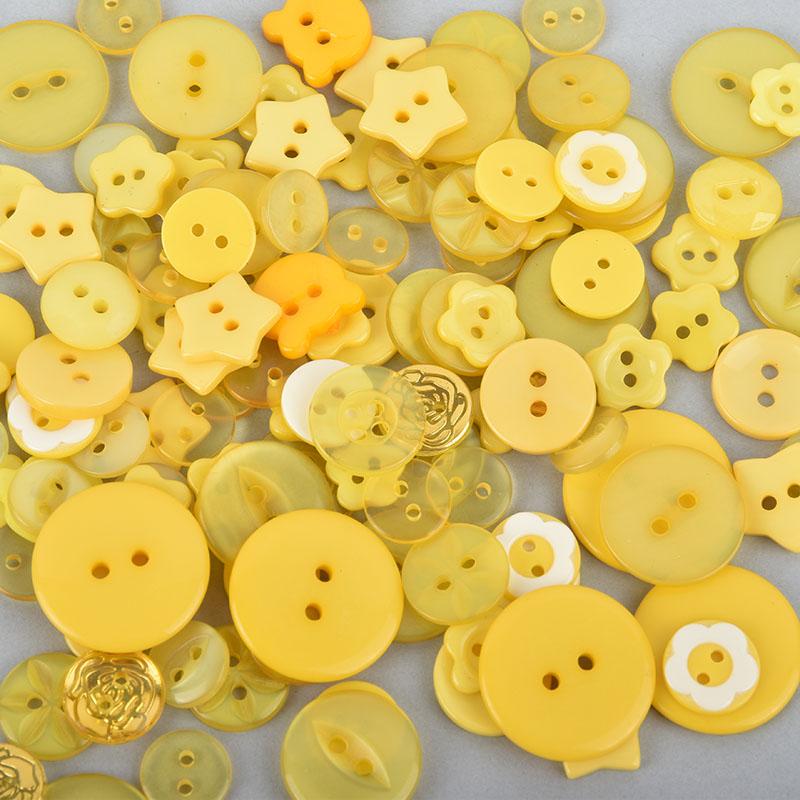 50 grams YELLOW Buttons Mixed styles and sizes but0278