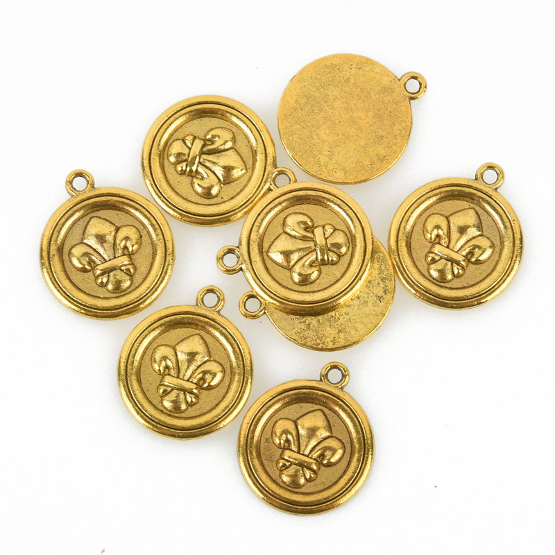 6  Gold Tone Circle FLEUR de LIS  Charms Pendants . chg0076