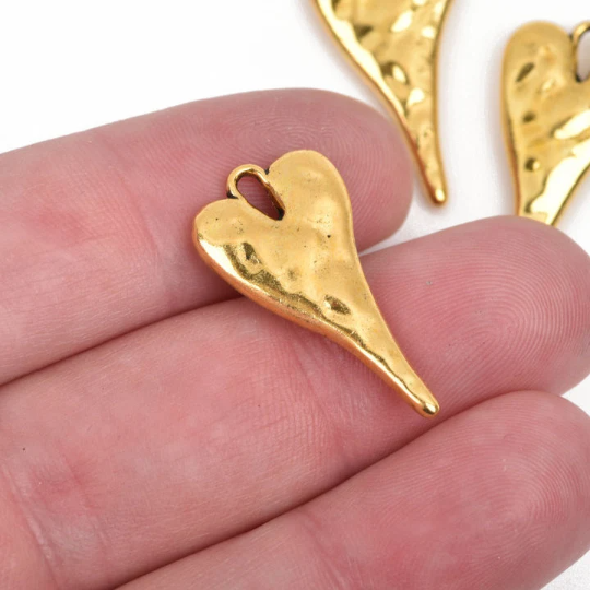 5 HEART Charms, hammered gold metal, stylized elongated heart, 27x14mm, 1-1/8" long chg0603