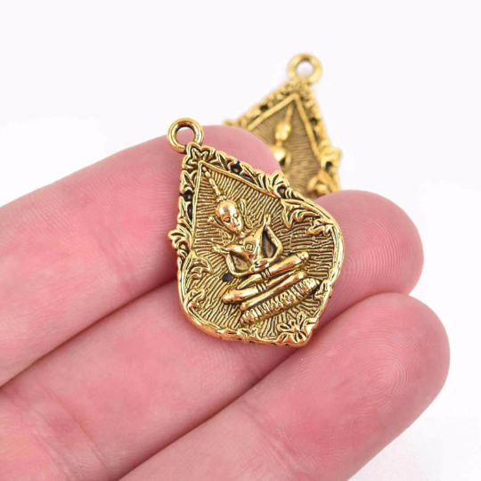 5 THAI BUDDHA charm pendants, antique gold metal, religious icon relic charm, double sided, 31x21mm, chs2902