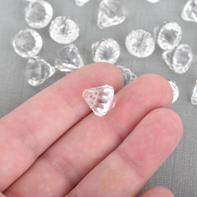 25 Clear Acrylic DIAMOND Charms, Faceted DIAMOND Beads, 13x11mm, chs3178