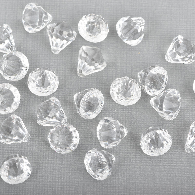 25 Clear Acrylic DIAMOND Charms, Faceted DIAMOND Beads, 13x11mm, chs3178
