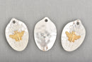 2 QUEEN BEE Spoon Charm Pendants, MATTE silver base with gold bee, rustic hammered metal, 43x28mm, chs3216