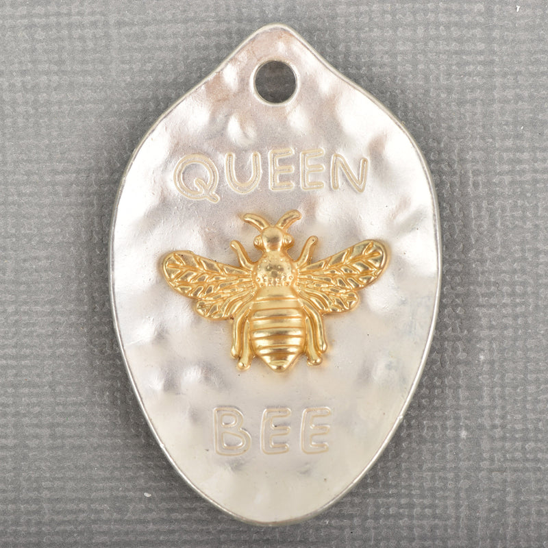 2 QUEEN BEE Spoon Charm Pendants, MATTE silver base with gold bee, rustic hammered metal, 43x28mm, chs3216