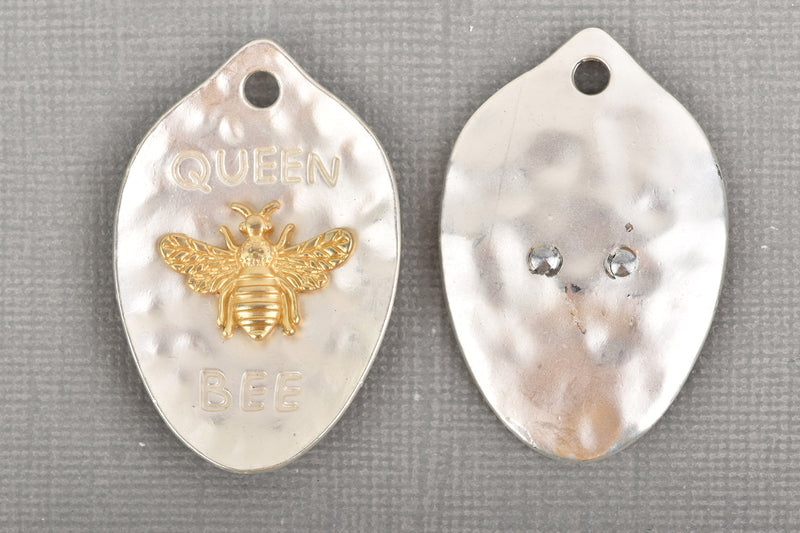 2 QUEEN BEE Spoon Charm Pendants, MATTE silver base with gold bee, rustic hammered metal, 43x28mm, chs3216