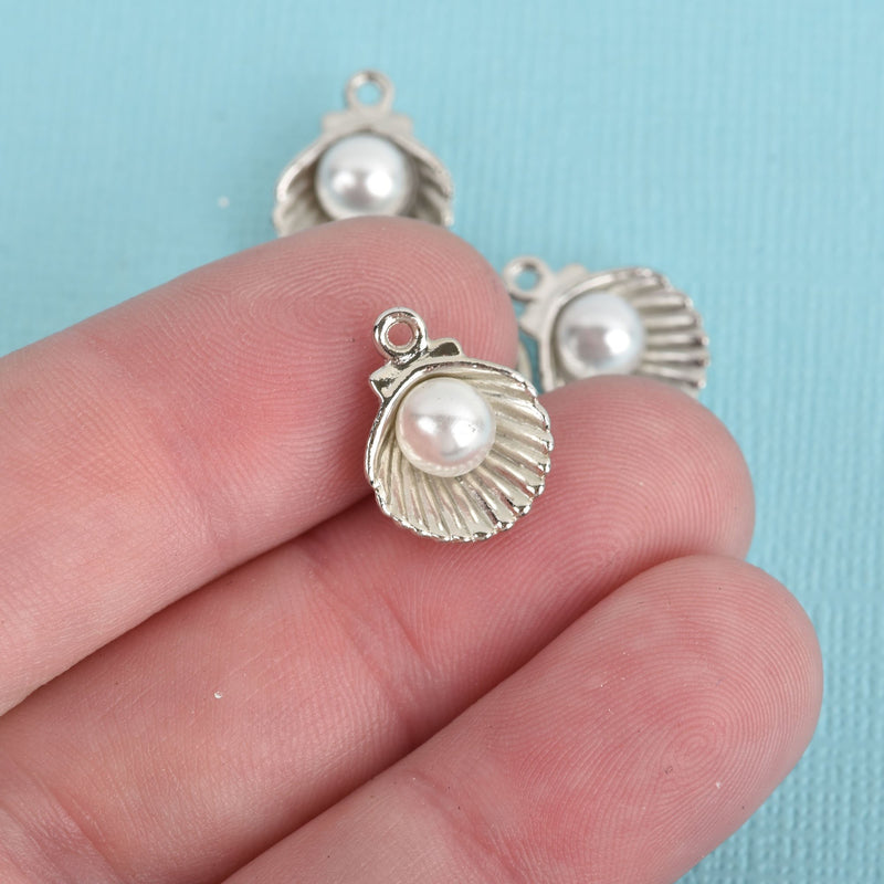 10 CLAM SHELL and PEARL Charms, Seashell Silver Charm with faux pearl, 15mm, chs3728