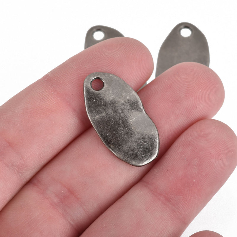 10 Gunmetal Drop Charms, Hammered Wavy Oval, 27mm, chs3839