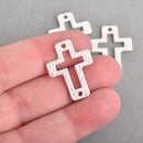 5 MATTE SILVER Cross Charms Connector Link Hammered Metal 28mm chs4247