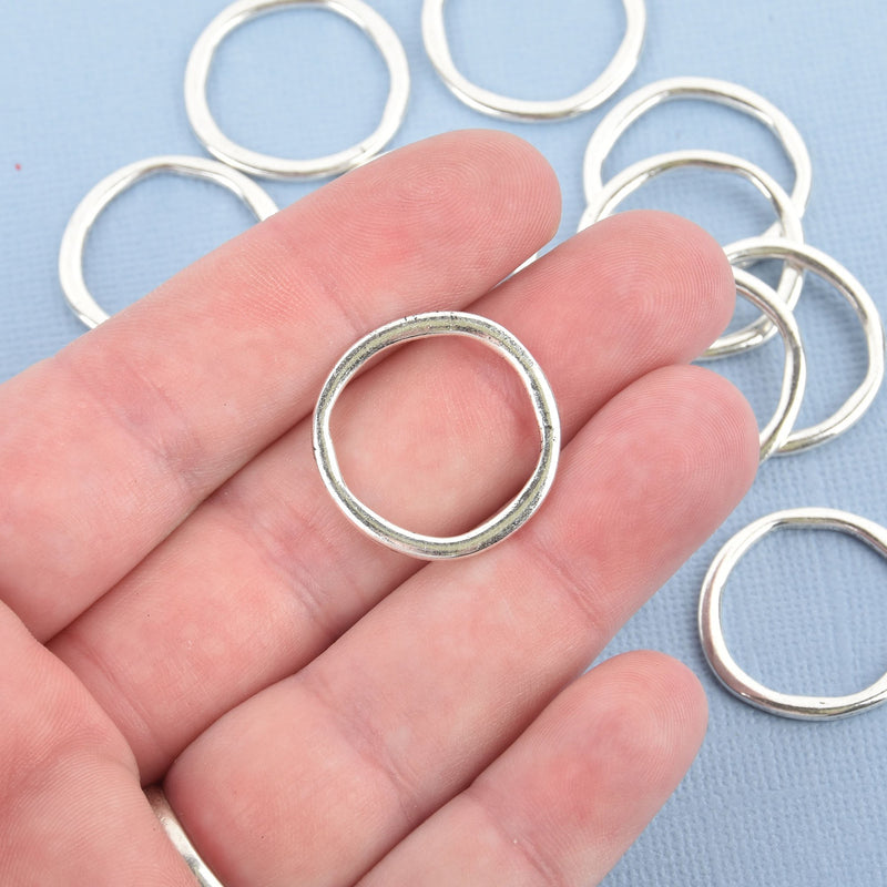 20 Silver CIRCLE RING Charm Connectors Wavy Links 24mm chs4653