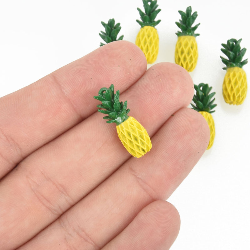 10 PINEAPPLE Charms, yellow and green enamel, 3D design, 22mm chs4776