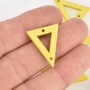 10 Yellow Wood Triangle Charm Connectors, 21mm, chs6298