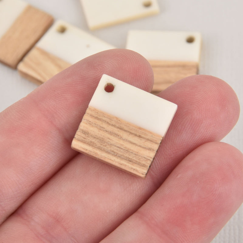 2 Square Charms, White Resin and Real Wood, 18mm, chs6323