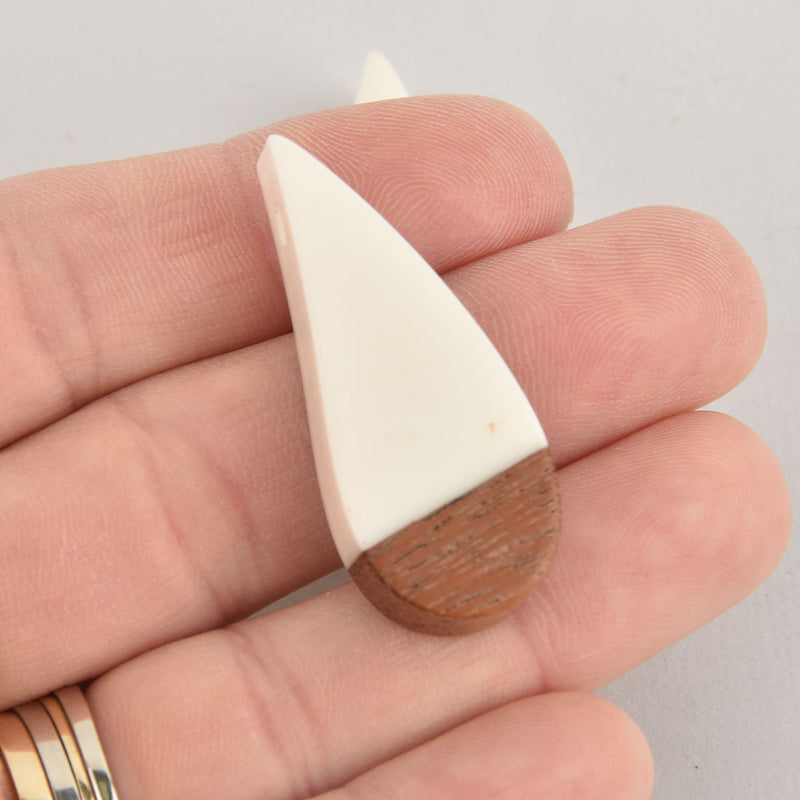 1 Teardrop Charms, White Resin and Real Wood, 41mm, chs6545