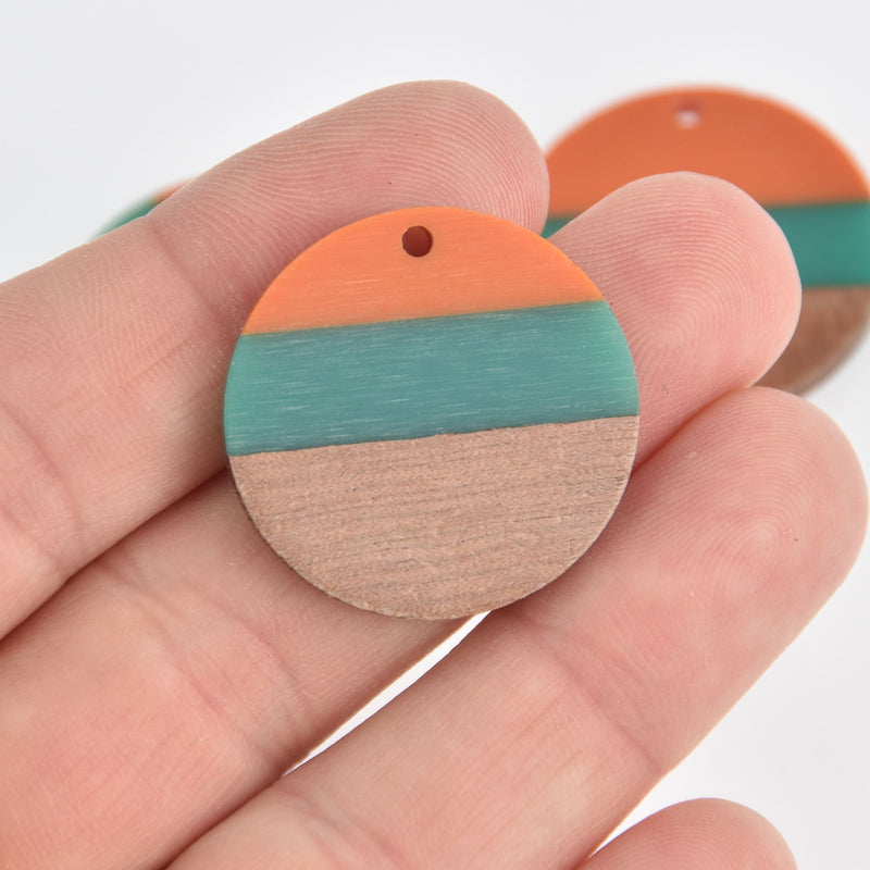 1 Round Charm, Orange Green Resin and Real Wood, 28mm, chs6760