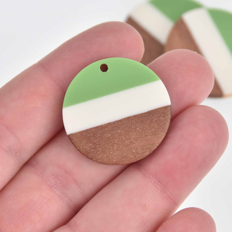 1 Resin and Wood Charm, Apple Green and White, Round Disc, 28mm, chs7409