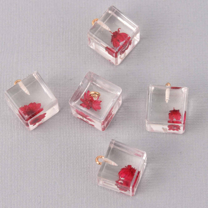 2 Red Pressed Flower Cube Charms, Clear resin with dried flower, 14mm, chs7750
