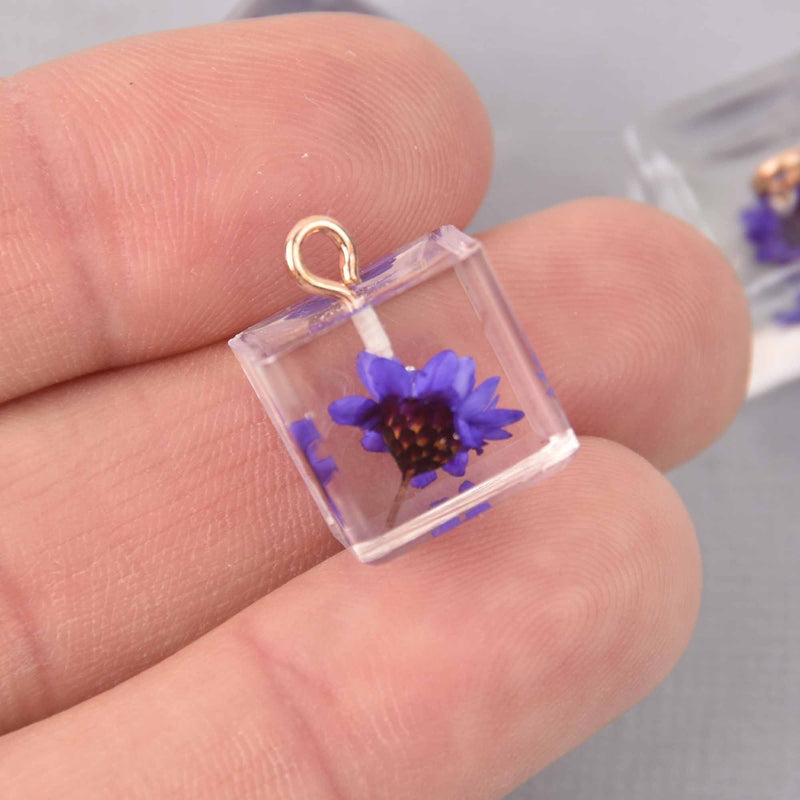 2 Purple Pressed Flower Cube Charms, Clear resin with dried flower, 14mm, chs7751