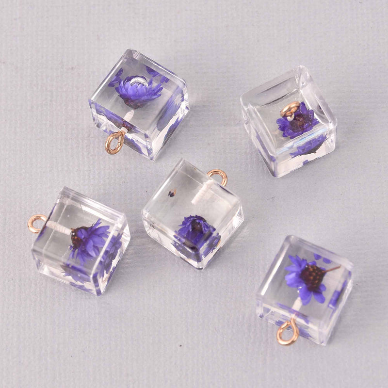 2 Purple Pressed Flower Cube Charms, Clear resin with dried flower, 14mm, chs7751