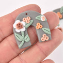 2 Flower Charms, Polymer Clay, Horseshoe, 32mm, chs7829