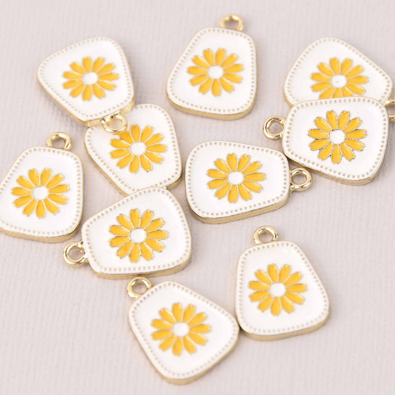 4 Daisy Flower Charms, Gold with Enamel, chs8025