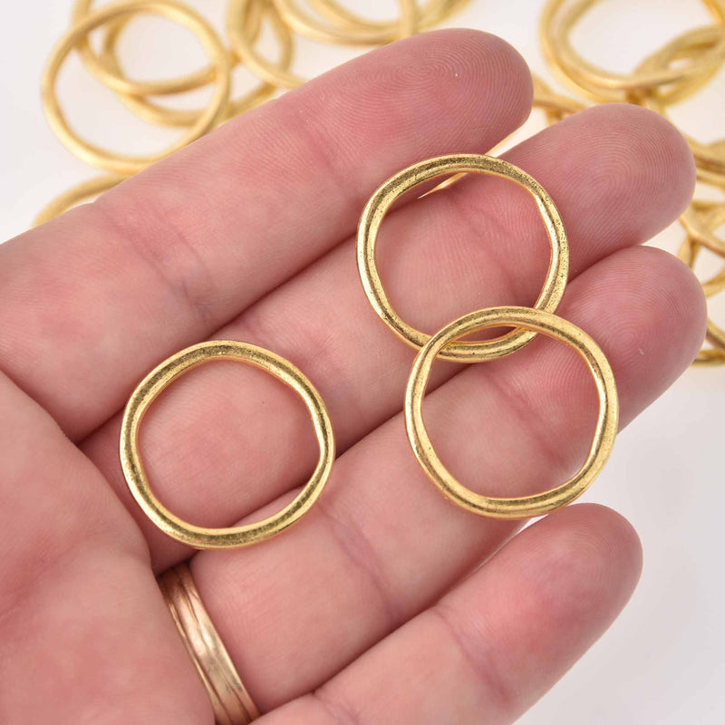 20 Gold CIRCLE RING Charm Connectors Wavy Links 24mm chs8072