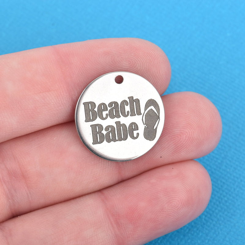 5 BEACH BABE Charms, Stainless Steel Quote Charms, 20mm (3/4"), cls0123a