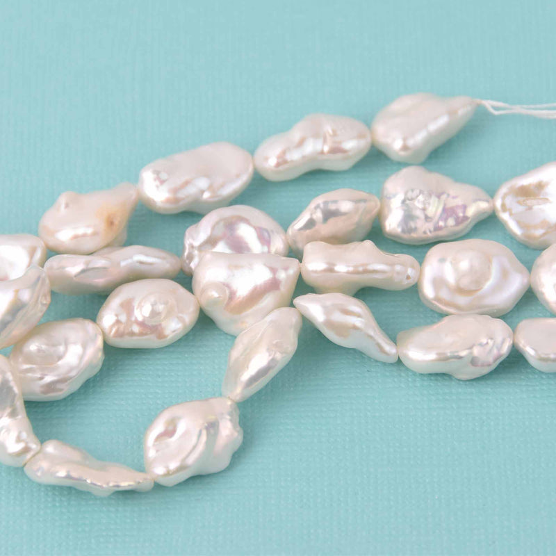 8 Cultured Pearl Beads, Baroque Pearls, 16mm to 18mm, gem0816