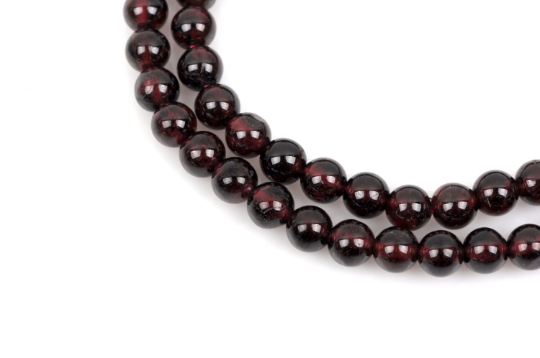 4mm Dark Red GARNET Round Gemstone Beads, full strand, gga0002