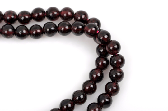 4mm Dark Red GARNET Round Gemstone Beads, full strand, gga0002