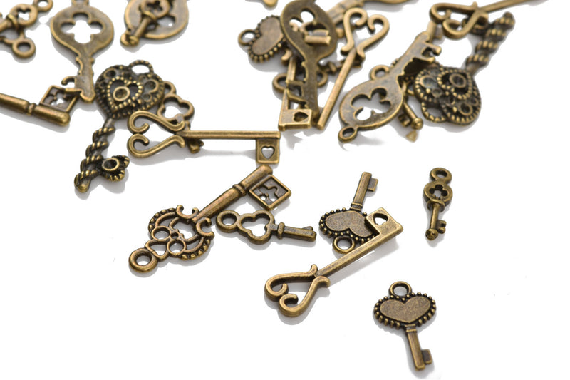 Large Mix Antique Bronze Key Pendant Charms, 500 grams (400+ charms), chb0469