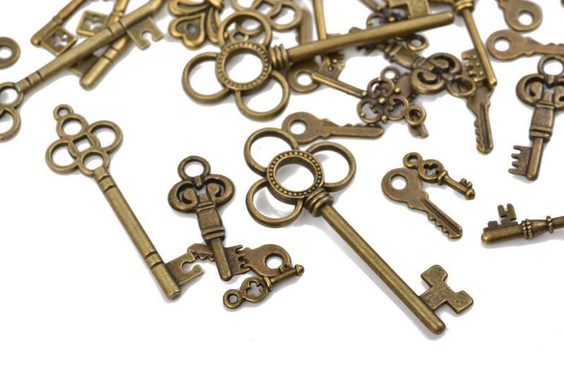 Large Mix Antique Bronze Key Pendant Charms, 500 grams (400+ charms), chb0469