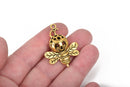 5 QUEEN BEE Gold Charm Pendants, filigree hollow head, gold plated metal, 37x29mm, chg0447