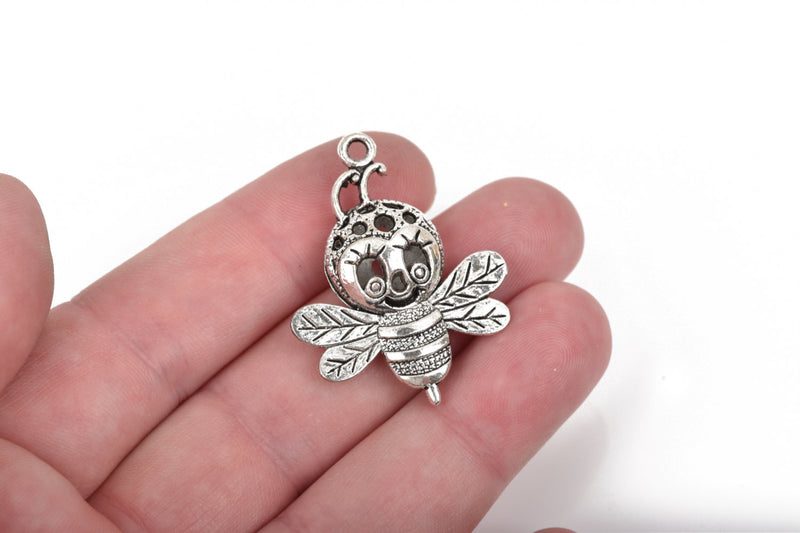 5 QUEEN BEE Silver Charm Pendants, filigree hollow head, silver plated metal, 37x29mm, chs2538