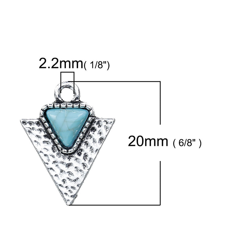 10 Faux TURQUOISE ARROWHEAD Hammered Textured Silver Tone Metal Charms, Geometric Triangle Pendants, 20x15mm, chs2759